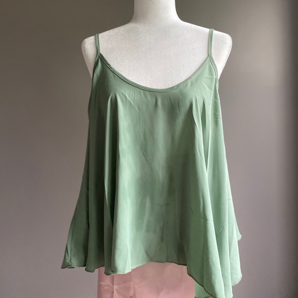 Flowy Drape Front Top - Picture 3 of 7